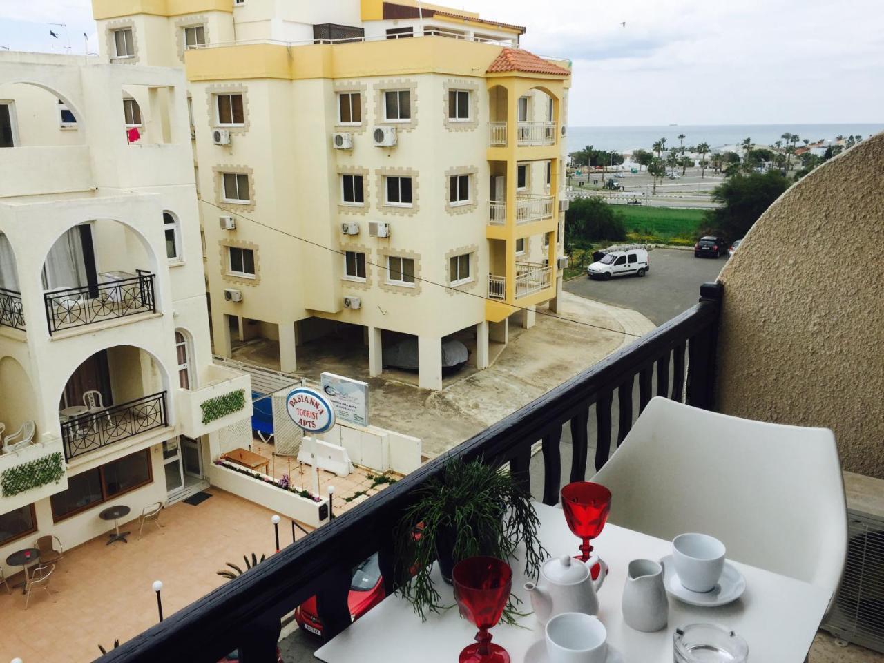 Pasithea Holiday Apartments Lárnaca Exterior foto